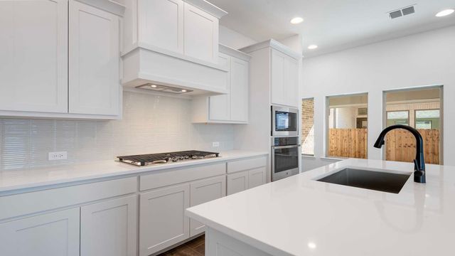 6112 Vester Trail, Fate, TX 75087