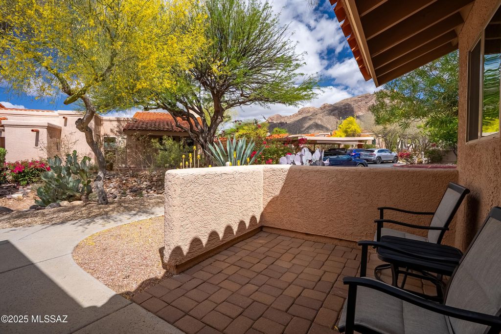 7601 N Calle Sin Envidia Apt 72, Tucson, AZ 85718