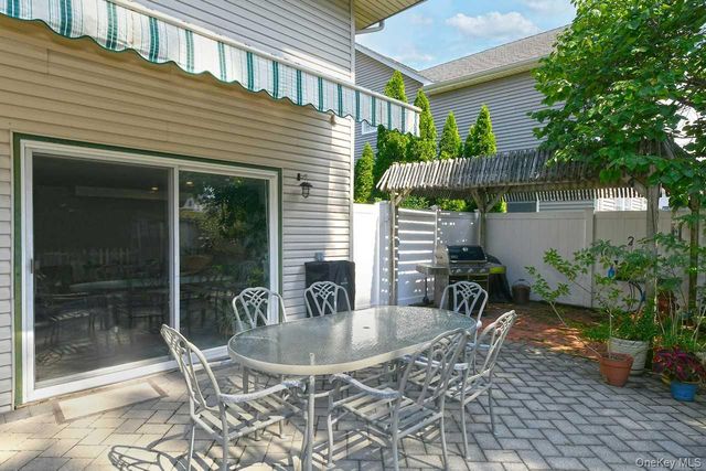1994 Van Nostrand Avenue, Merrick, NY 11566