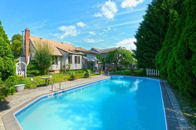 1994 Van Nostrand Avenue, Merrick, NY 11566