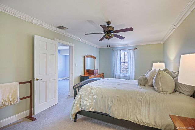 1 6th Street, Nesconset, NY 11767