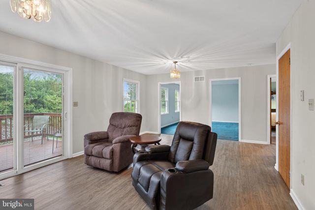 5039 VALLEY VIEW RD, Mohnton, PA 19540