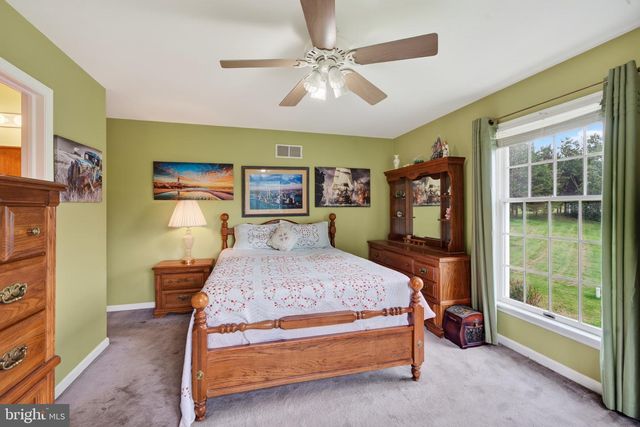 5039 VALLEY VIEW RD, Mohnton, PA 19540