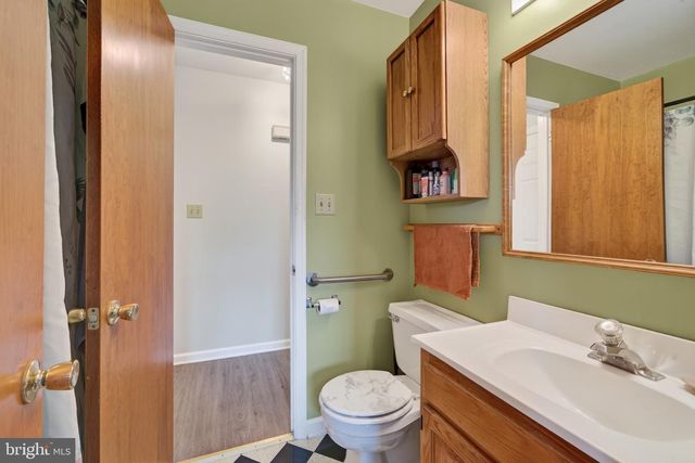 5039 VALLEY VIEW RD, Mohnton, PA 19540
