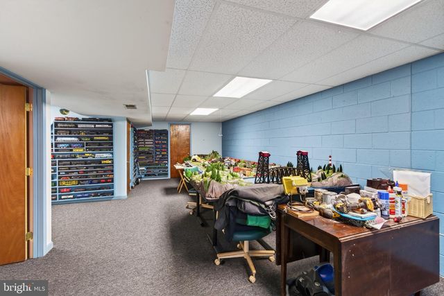 5039 VALLEY VIEW RD, Mohnton, PA 19540