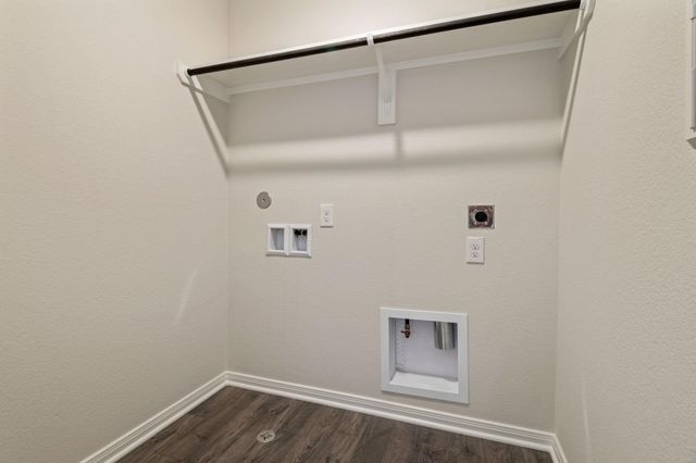 15802 Berry Hill Drive, Conroe, TX 77303