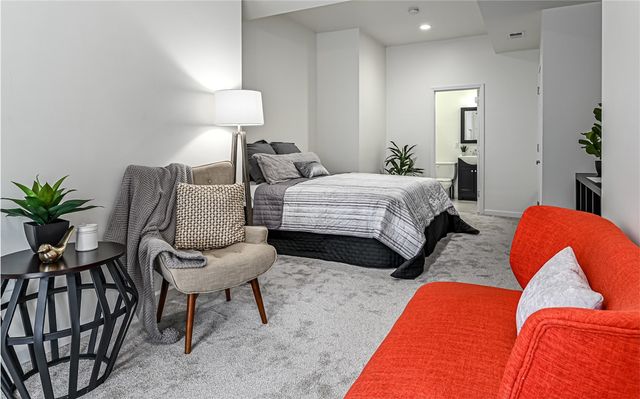 446 WYOLA, Mt Washington, PA 15211