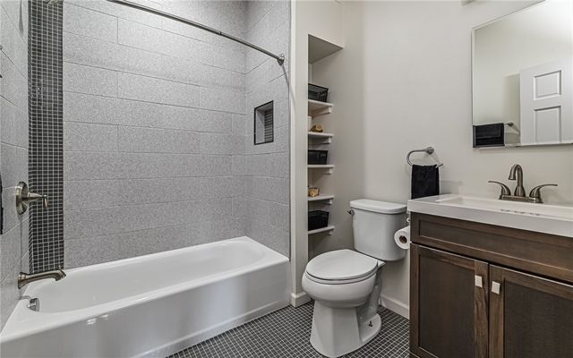 446 WYOLA, Mt Washington, PA 15211