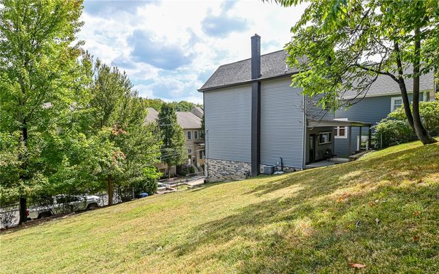 446 WYOLA, Mt Washington, PA 15211