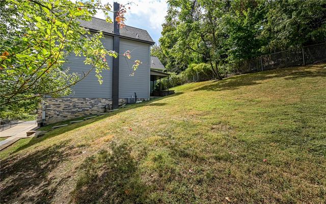 446 WYOLA, Mt Washington, PA 15211