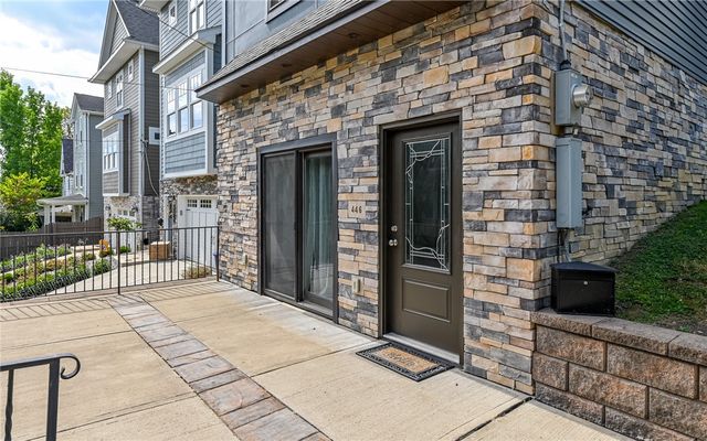 446 WYOLA, Mt Washington, PA 15211