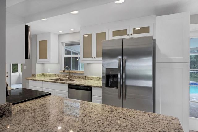 201 DRAGON ROAD, Venice, FL 34293