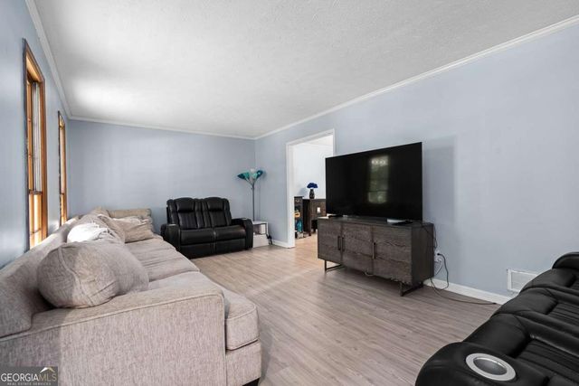 2889 Carrousel Court, Stone Mountain, GA 30087