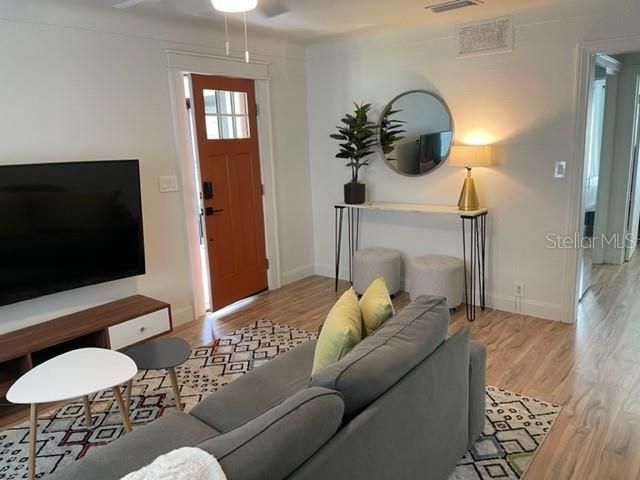 3646 6TH AVENUE N, St Petersburg, FL 33713