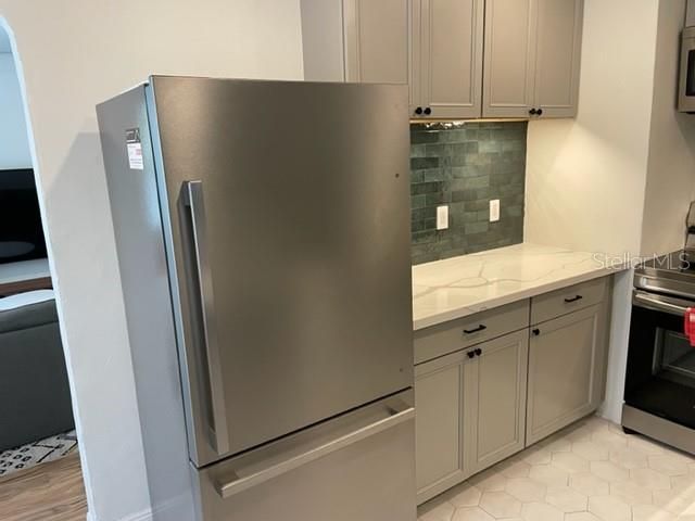 3646 6TH AVENUE N, St Petersburg, FL 33713