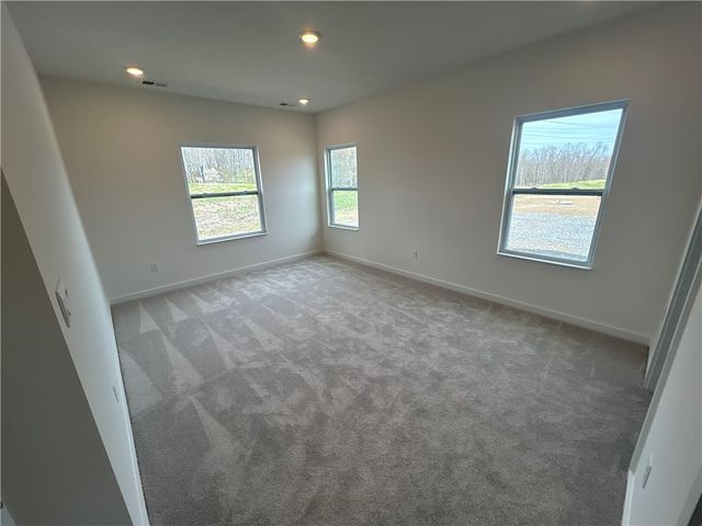 103 Deana Dr, Robinson Twp, PA 15136