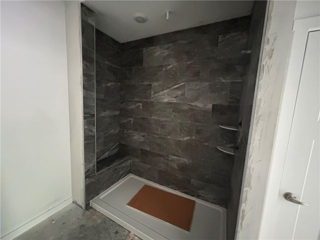 103 Deana Dr, Robinson Twp, PA 15136