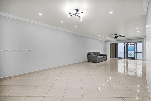 4020 N Hills Drive 2, Hollywood, FL 33021