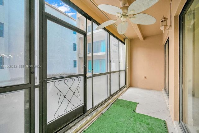 4020 N Hills Drive 2, Hollywood, FL 33021