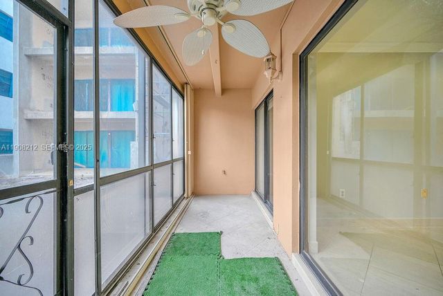 4020 N Hills Drive 2, Hollywood, FL 33021