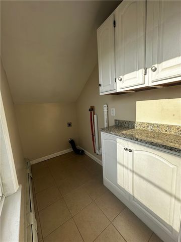 31 Bagley Street, Pawtucket, RI 02860