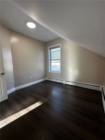 31 Bagley Street, Pawtucket, RI 02860