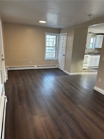 31 Bagley Street, Pawtucket, RI 02860