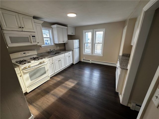 31 Bagley Street, Pawtucket, RI 02860