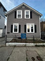 31 Bagley Street, Pawtucket, RI 02860
