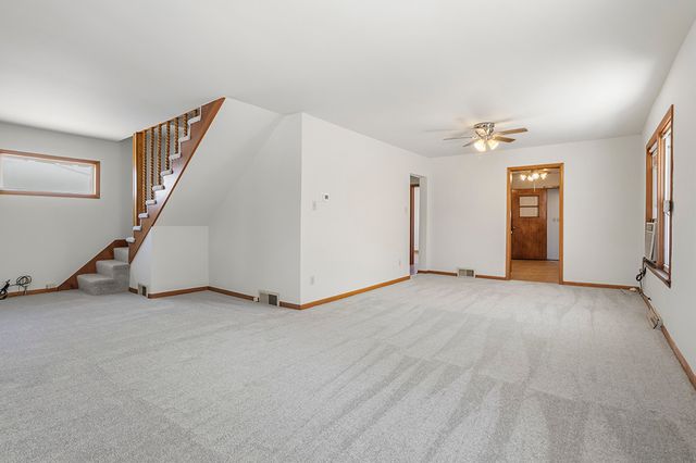 609 Greenbay Avenue, Calumet City, IL 60409