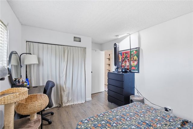 1328 Primrose 4, Upland, CA 91786