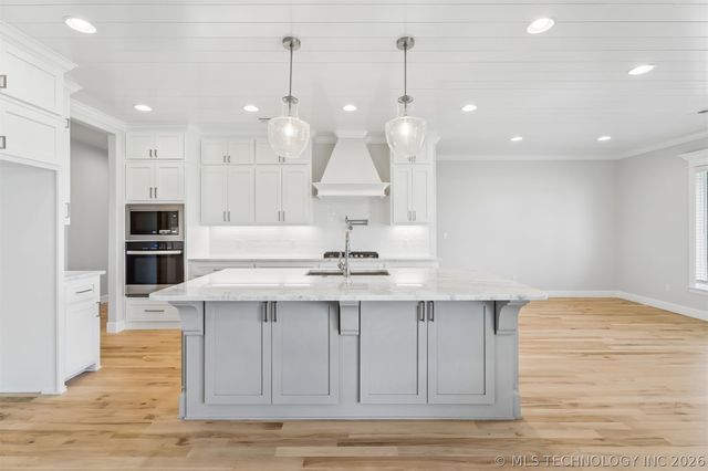 11290 S 220th East Avenue, Broken Arrow, OK 74014