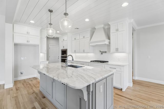 11290 S 220th East Avenue, Broken Arrow, OK 74014