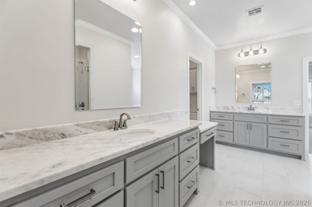 11290 S 220th East Avenue, Broken Arrow, OK 74014