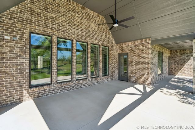 11290 S 220th East Avenue, Broken Arrow, OK 74014