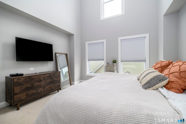 85 Camp Avenue Apt 9i, Stamford, CT 06907