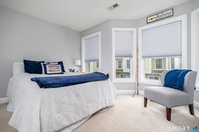 85 Camp Avenue Apt 9i, Stamford, CT 06907