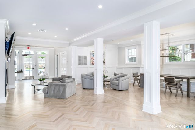 85 Camp Avenue Apt 9i, Stamford, CT 06907