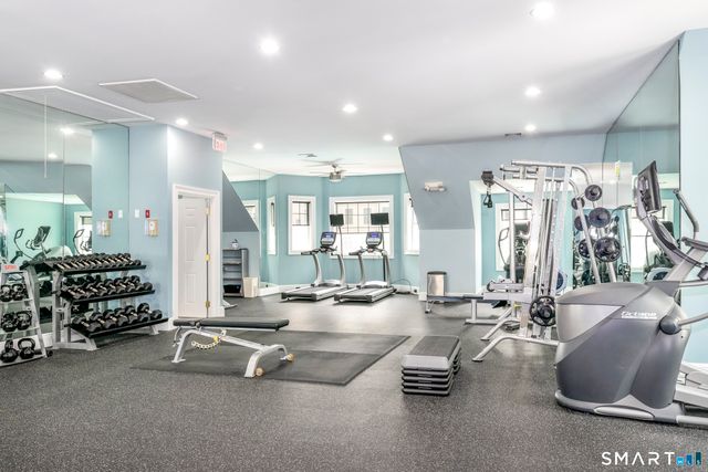 85 Camp Avenue Apt 9i, Stamford, CT 06907