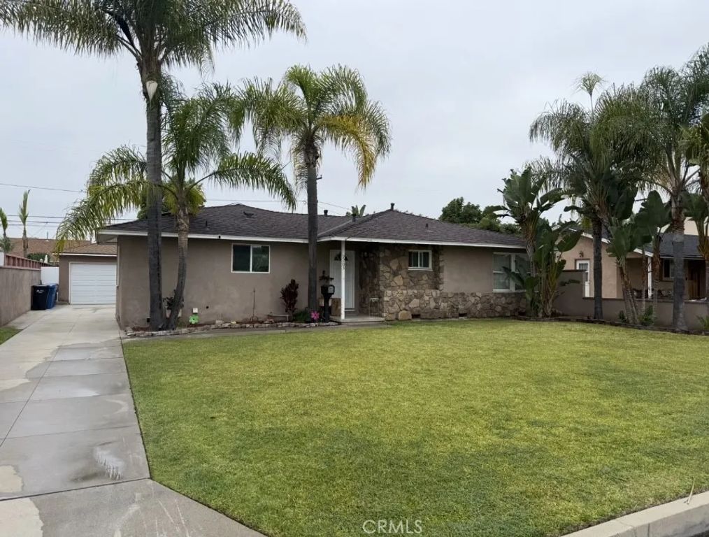 9203 Eglise Avenue, Downey, CA 90240