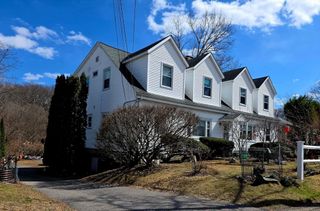 70 Beaconwood Rd B, Newton, MA 02461