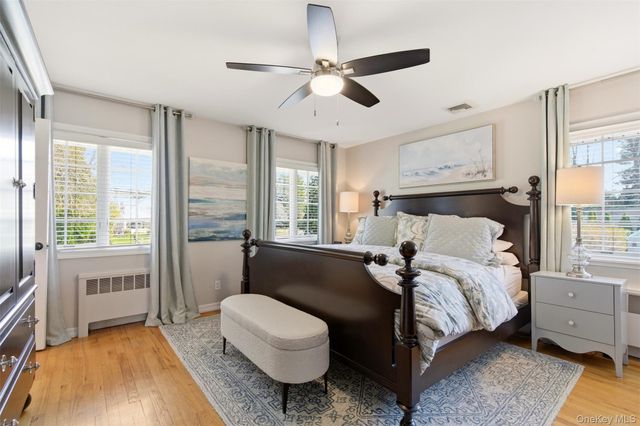 36 Bay Drive E, Huntington, NY 11743