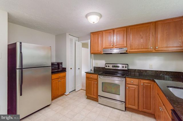 5713 HEMING AVE, Springfield, VA 22151