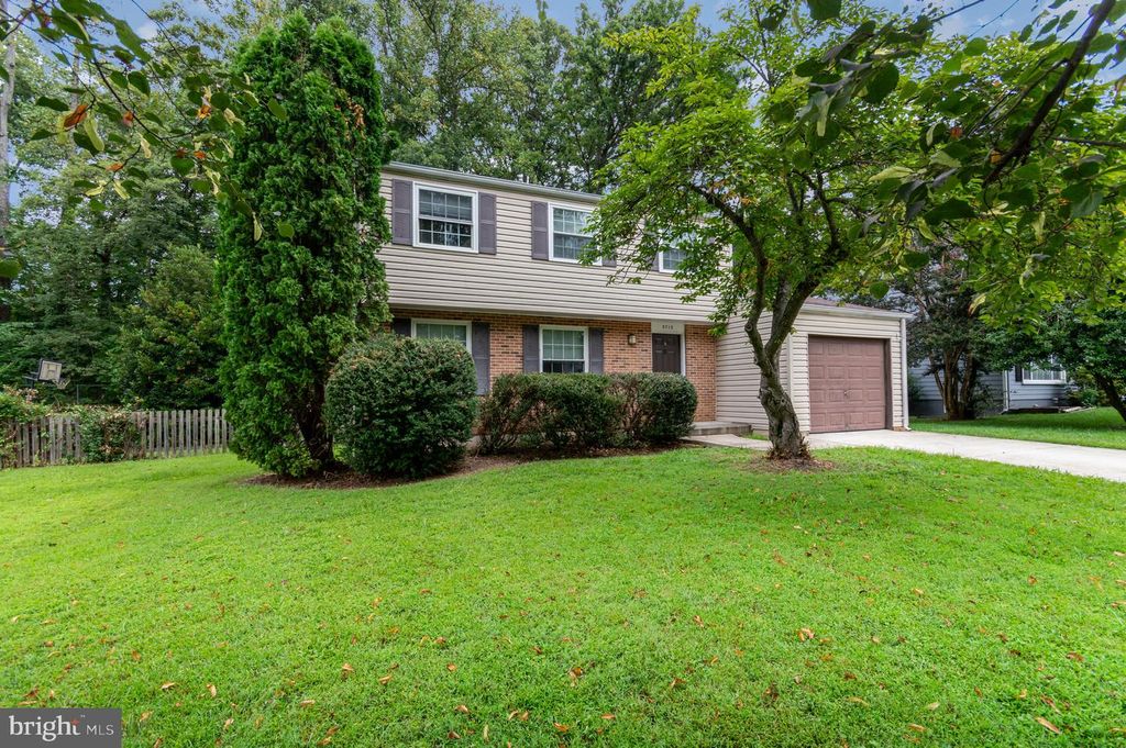 5713 HEMING AVE, Springfield, VA 22151