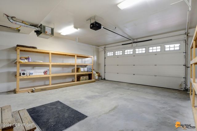 1003 Oakridge Drive, Anchorage, AK 99518