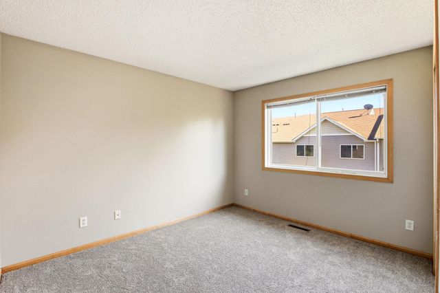 332 Orendorff Way NE, Columbia Heights, MN 55421