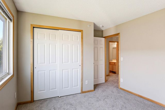 332 Orendorff Way NE, Columbia Heights, MN 55421