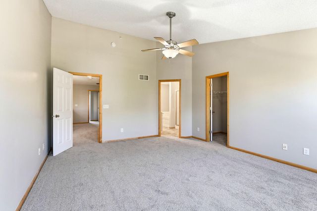 332 Orendorff Way NE, Columbia Heights, MN 55421
