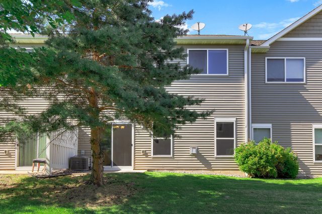 332 Orendorff Way NE, Columbia Heights, MN 55421