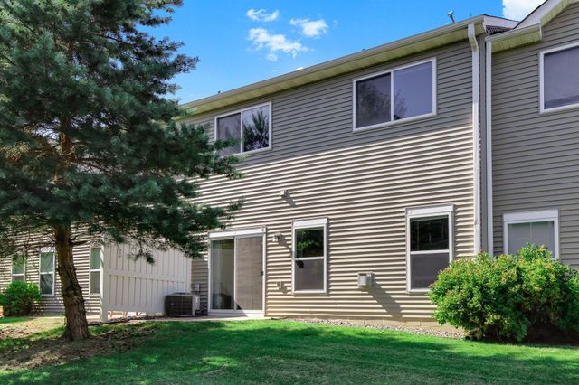 332 Orendorff Way NE, Columbia Heights, MN 55421